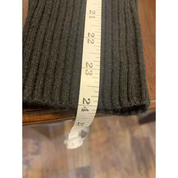 NWT Express Puffed Shoulder Rhinestone Trim Neckline Sweater Size L - Picture 7 of 8